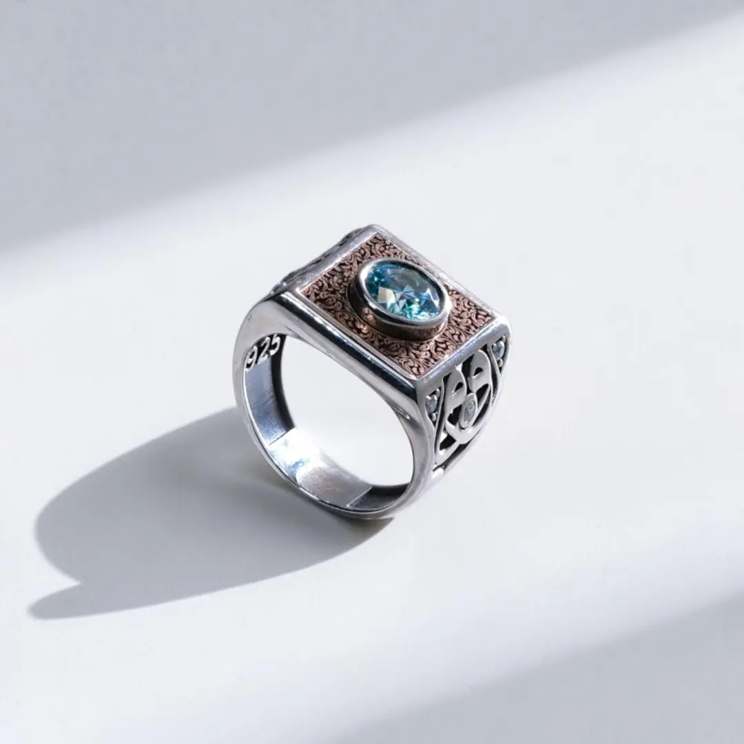 Turkuaz Işıltılı Moissanite Kare Luxury Gümüş Yüzük